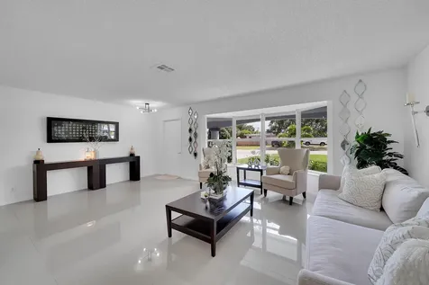 4531 Ne 4th Avenue Boca Raton FL 33431