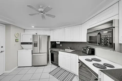 701 E Camino Real Boca Raton FL 33432