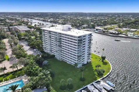 701 E Camino Real Boca Raton FL 33432