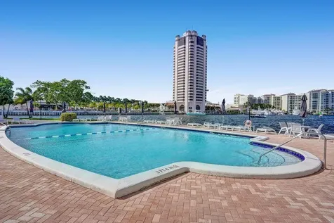 701 E Camino Real Boca Raton FL 33432