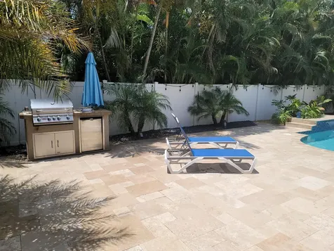 850 W Camino Real Boca Raton FL 33486