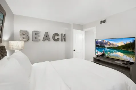 500 Egret Circle Delray Beach FL 33444