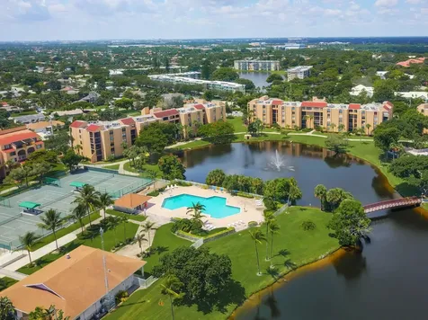 500 Egret Circle Delray Beach FL 33444
