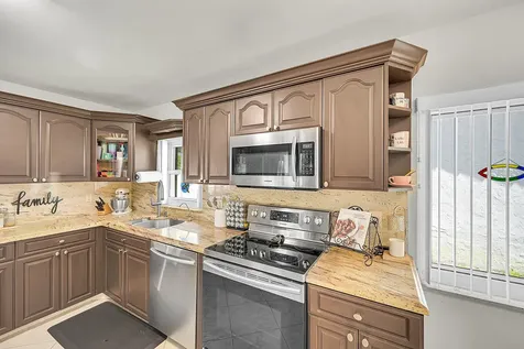 22010 Colony Drive Boca Raton FL 33433