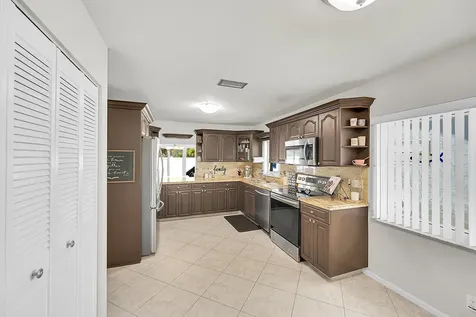 22010 Colony Drive Boca Raton FL 33433