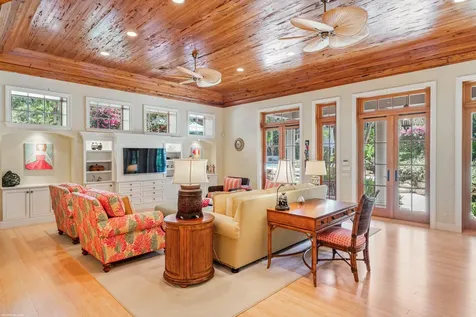 398 S Beach Road Jupiter Island FL 33455