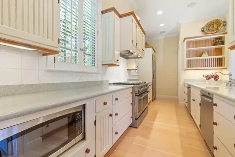 398 S Beach Road Jupiter Island FL 33455