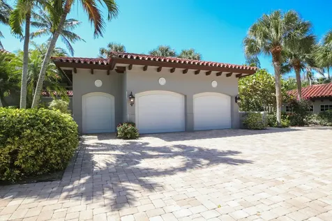 398 S Beach Road Jupiter Island FL 33455