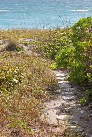 398 S Beach Road Jupiter Island FL 33455