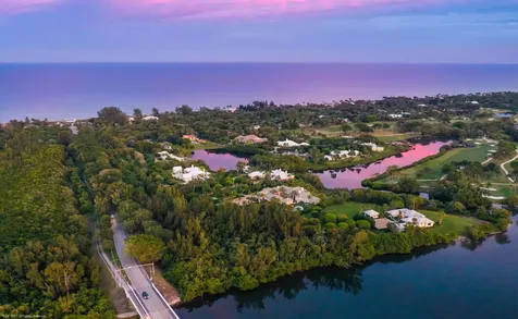 398 S Beach Road Jupiter Island FL 33455