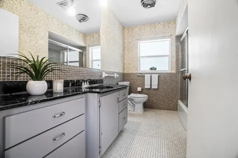 1000 Sw Mulberry Way Boca Raton FL 33486