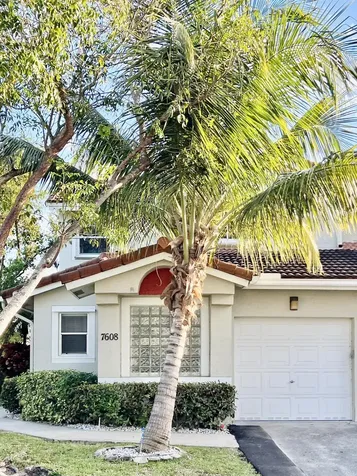 7608 Pinewalk Drive Margate FL 33063