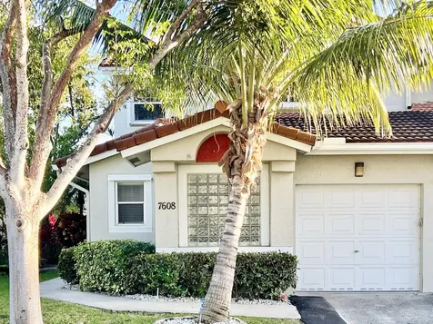 7608 Pinewalk Drive Margate FL 33063