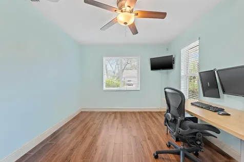 2501 Nw 38th Street Boca Raton FL 33434