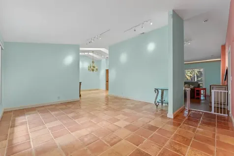 2501 Nw 38th Street Boca Raton FL 33434