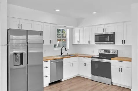 1150 Sw 46th Avenue Plantation FL 33317