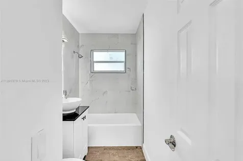 1150 Sw 46th Avenue Plantation FL 33317