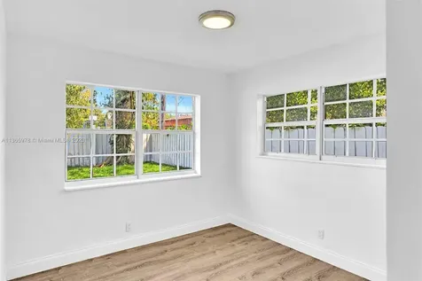 1150 Sw 46th Avenue Plantation FL 33317