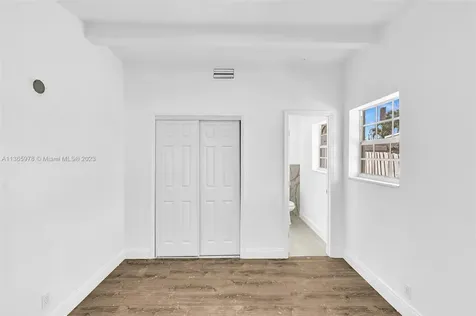 1150 Sw 46th Avenue Plantation FL 33317