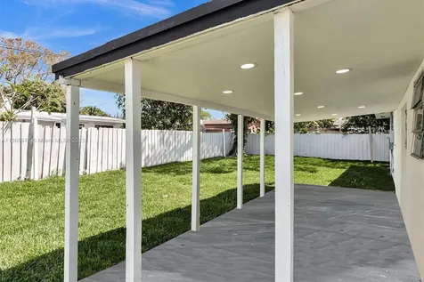 1150 Sw 46th Avenue Plantation FL 33317