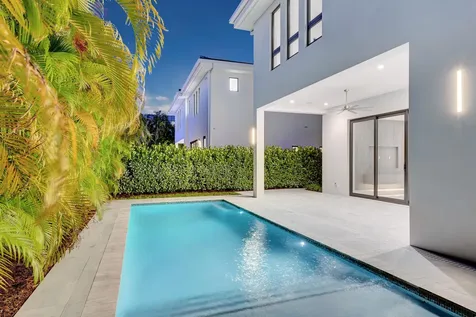 1101 Ne 3rd Avenue Boca Raton FL 33432