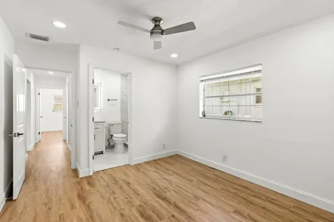 8302 Nw 59th Court Tamarac FL 33321
