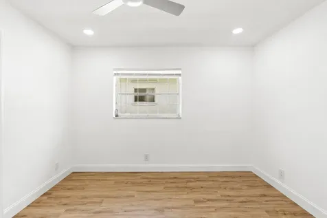 8302 Nw 59th Court Tamarac FL 33321