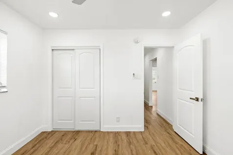8302 Nw 59th Court Tamarac FL 33321