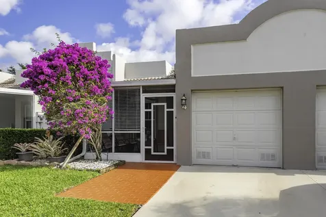 9185 Flynn Circle Boca Raton FL 33486