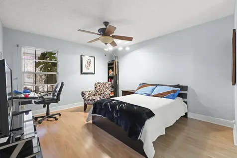 9185 Flynn Circle Boca Raton FL 33486
