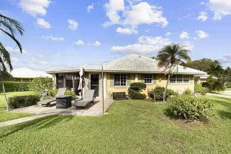 343 Yorktowne Circle Atlantis FL 33462