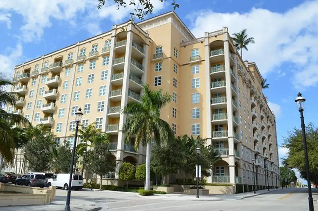403 S Sapodilla Avenue West Palm Beach FL 33401