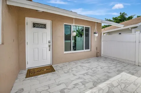 20979 Springs Terrace Boca Raton FL 33428