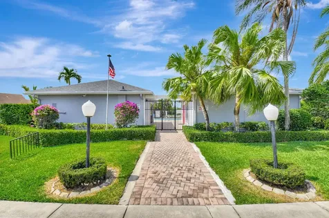 20979 Springs Terrace Boca Raton FL 33428