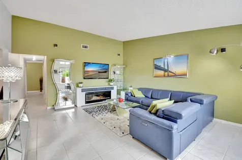 20979 Springs Terrace Boca Raton FL 33428