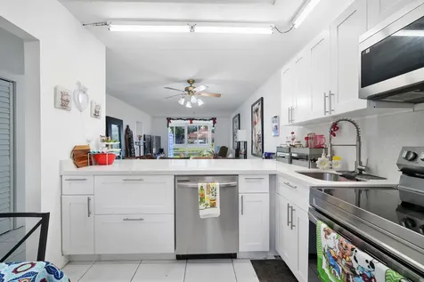 1101 Nw 58th Terrace Sunrise FL 33313