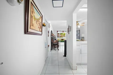 1101 Nw 58th Terrace Sunrise FL 33313