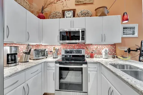 20019 Waters Edge Drive Boca Raton FL 33434