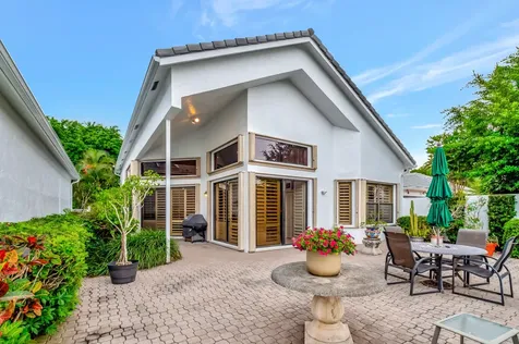 20019 Waters Edge Drive Boca Raton FL 33434