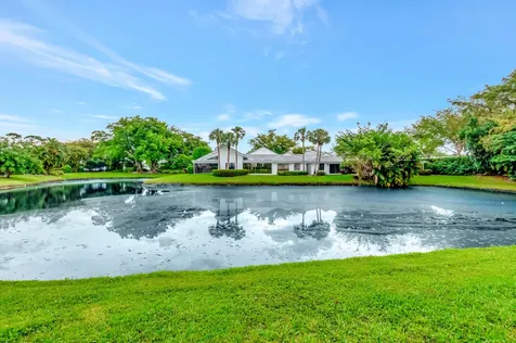 20019 Waters Edge Drive Boca Raton FL 33434