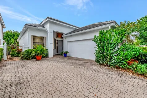 20019 Waters Edge Drive Boca Raton FL 33434