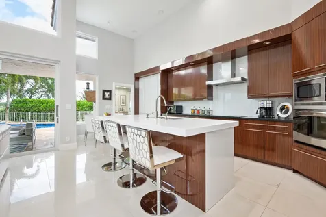 5600 Regency Circle Boca Raton FL 33496