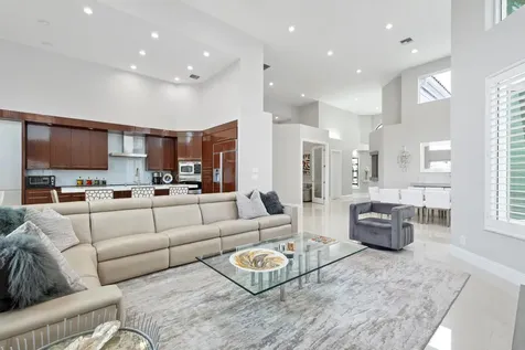5600 Regency Circle Boca Raton FL 33496
