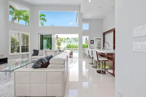 5600 Regency Circle Boca Raton FL 33496
