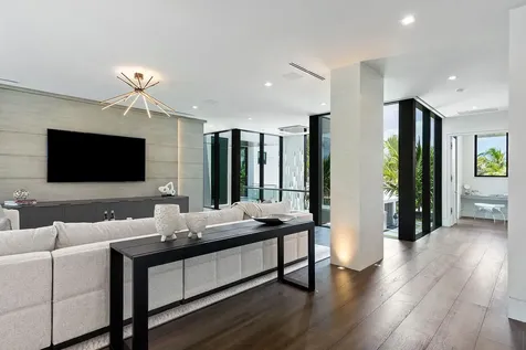 372 E Alexander Palm Road Boca Raton FL 33432