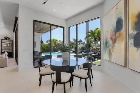 660 Ne 29th Place Boca Raton FL 33431