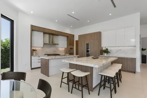 660 Ne 29th Place Boca Raton FL 33431