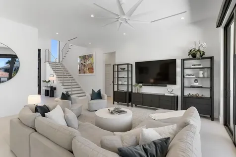 660 Ne 29th Place Boca Raton FL 33431