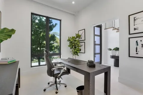 660 Ne 29th Place Boca Raton FL 33431