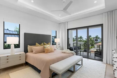 660 Ne 29th Place Boca Raton FL 33431